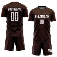 Maglia da calcio personalizzata marrone bianca con stampa a sublimazione Maglia da calcio personalizzata marrone bianca con stampa a sublimazione